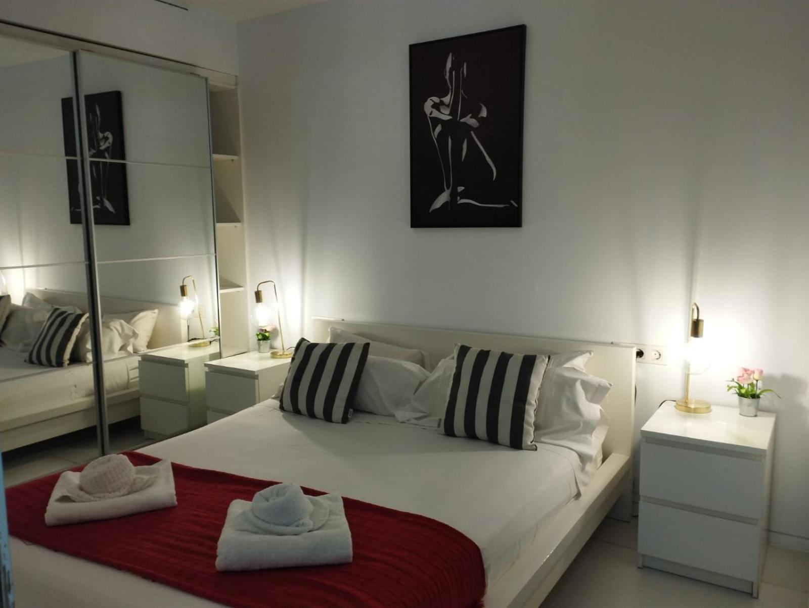 The Loft Ibiza Hotel Bagian luar foto