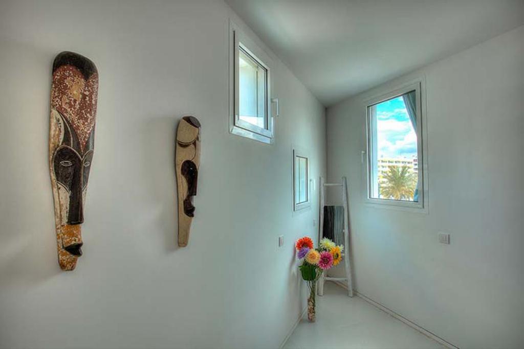 The Loft Ibiza Hotel Bagian luar foto